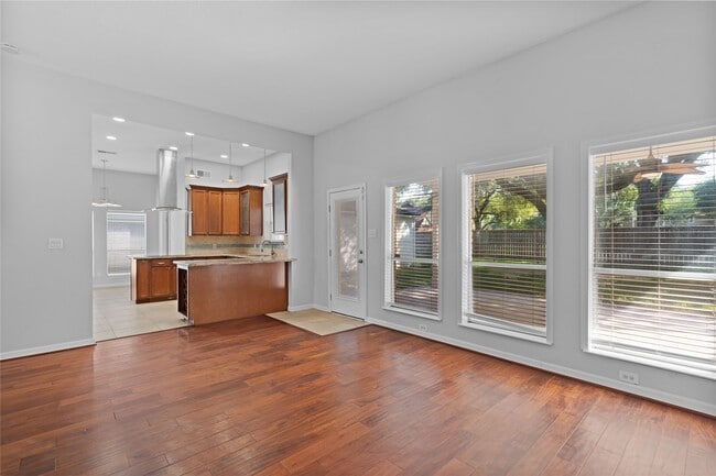 Photo - 15414 Willow River Dr