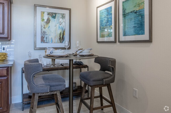 2 BR, 2 BA - 1498 SF