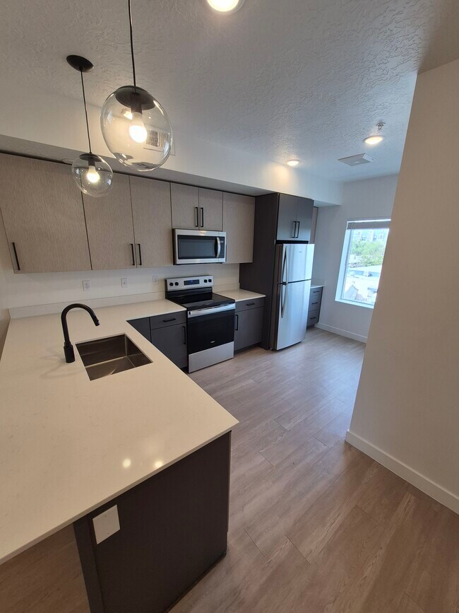 Promontory Place