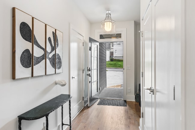 Photo - 519 Weakley Ave