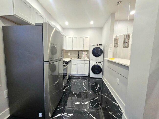 Photo - 1 Dewitt Rd Unidad 108