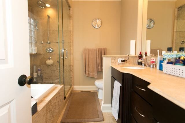 Photo - 831 W Buckingham Pl Unit 2C