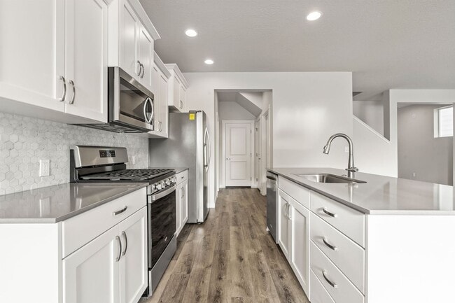 Photo - Beautiful 4bd/2.5ba Home in the Moxie Ridge Community!