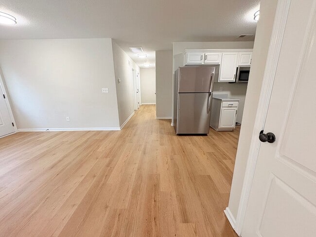 Photo - ***Move in Special*** 3 Bedroom | 2 Bath |...