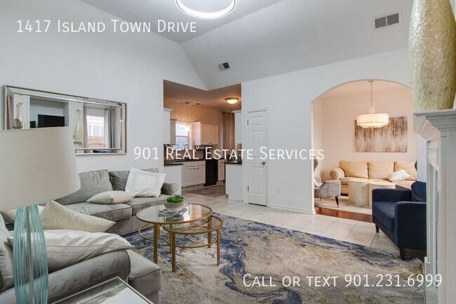 Photo - 1417 Island Town Dr