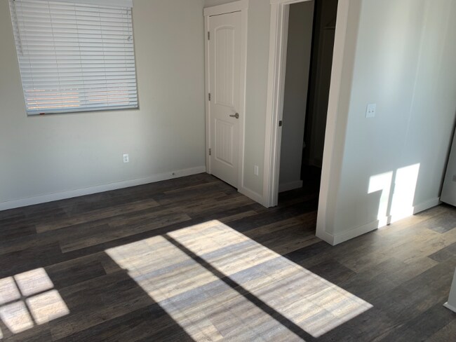 Photo - 1139 S G St Unit 8