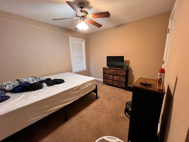 Photo - 3801 Goff St