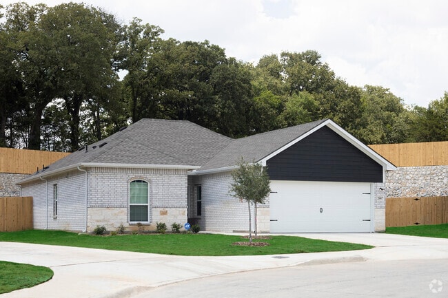 Building Photo - 10013 Spice Ln Rental