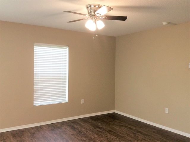 Photo - 1733 Strathmore Cir