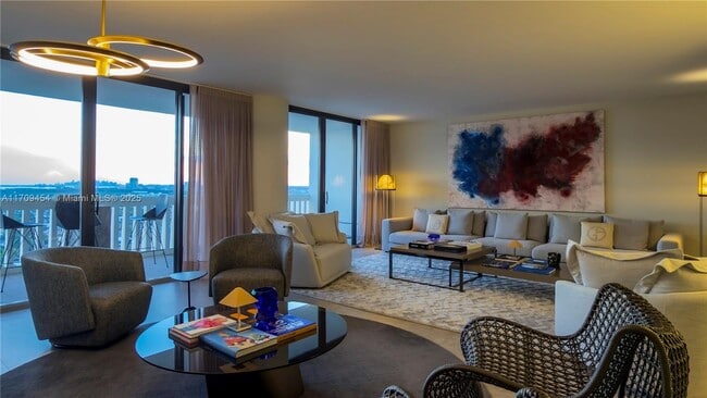 Building Photo - 2000 Island Blvd Unit 2404