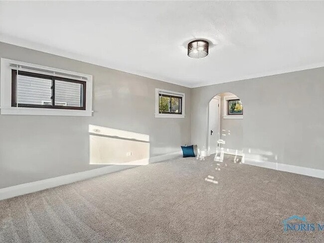 Photo - 4349 Burnham Ave