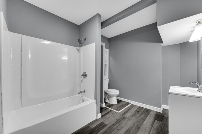 Photo - 5527 Alice Ave