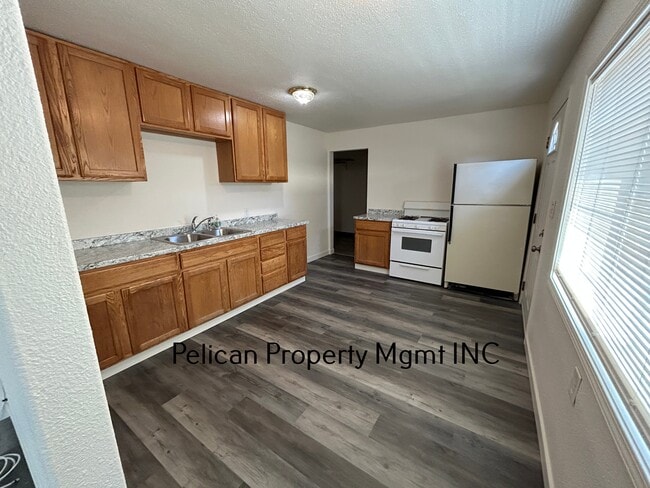 Building Photo - 2125 Orchard Ave
