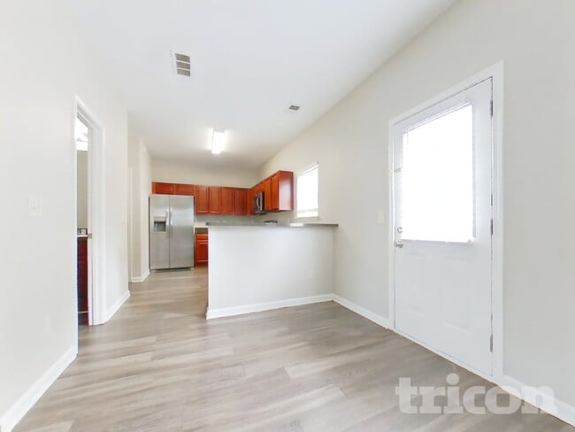 Photo - 54 Wyndham Ct