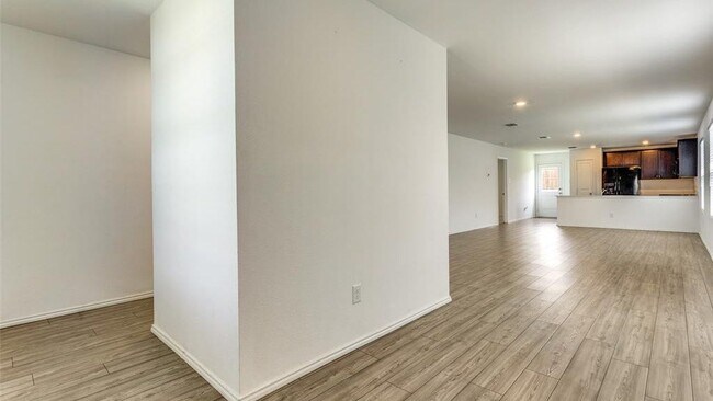 Photo - 5605 Timber Pt Dr