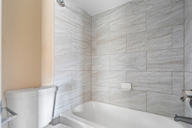 Photo - 791 W Prentice Ave