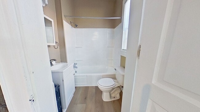 Photo - Charming First Floor Apartment