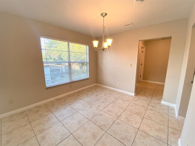 Photo - PIKUS Stanton (2923 Gordon St) Unidad #A