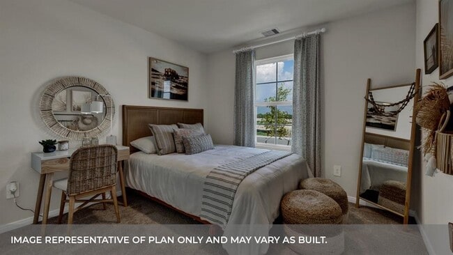 Photo - 1308 Camden Ln