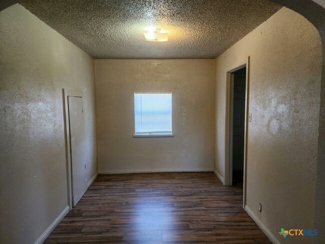 Photo - 1312 Carol Way