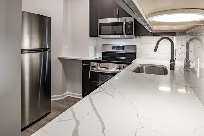 Photo - The Kales Building