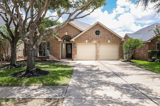 Photo - 2919 Chalet Knolls Ln