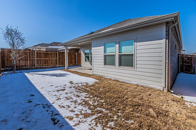 Photo - 801 Leavenworth Dr