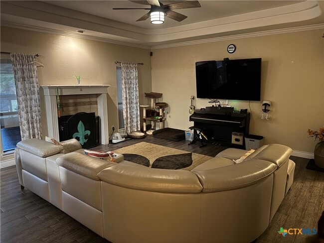 Photo - 2507 Isabelle Dr