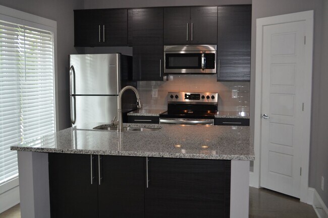 Photo - Near UGA campus and downtown - Pre-leasing...