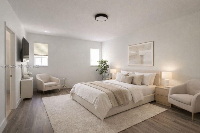 Photo - 10770 NW 74th St