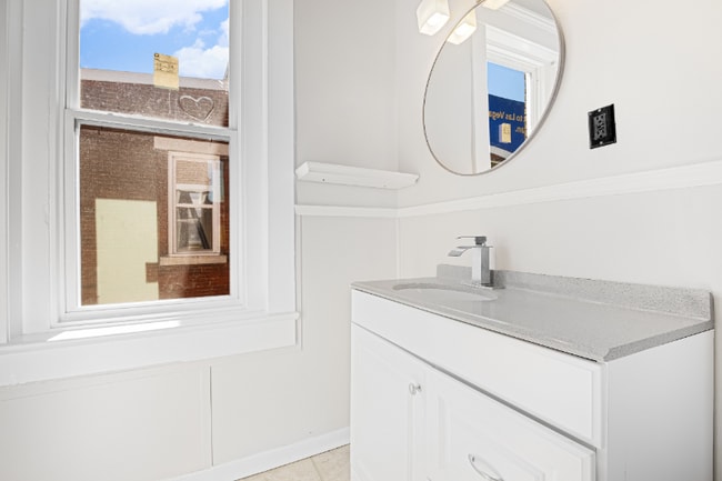 1033 S Brook St Unit 2