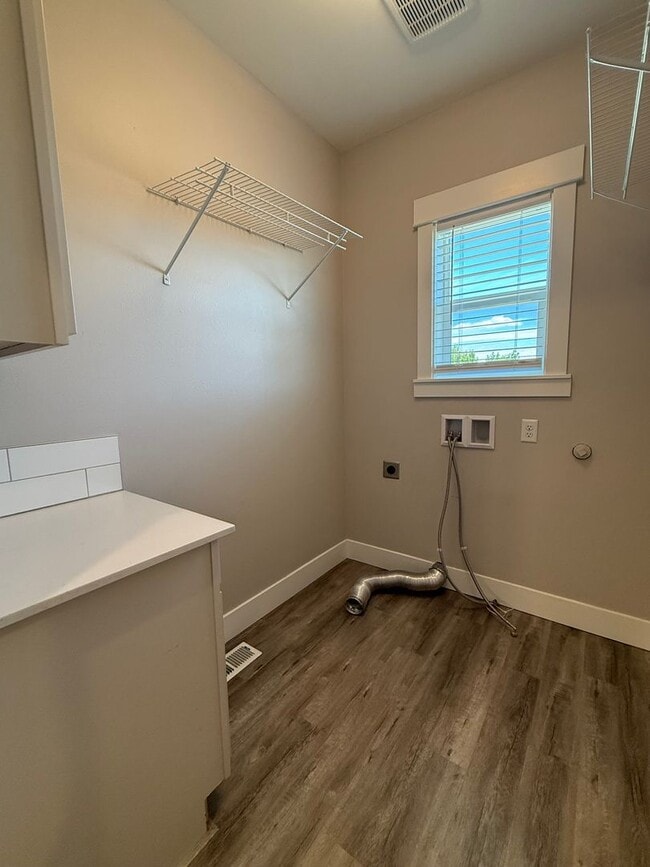 Photo - Stunning 3 bedroom townhome.