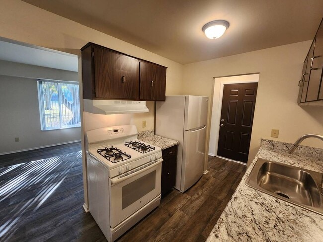 Willow Creek Apartments