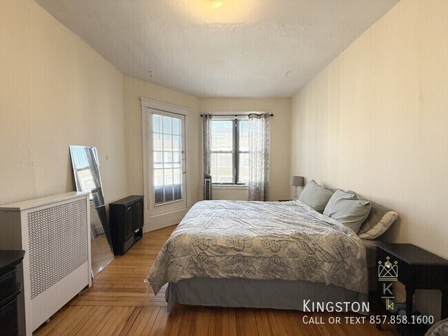 Photo - 120 Babcock St Unit 32R