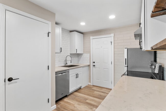 Photo - The Catalina