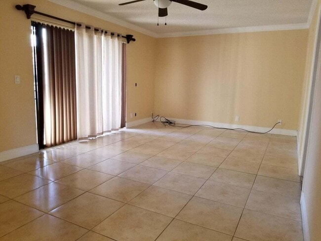Photo - 1561 Balfour Point Dr Unit H