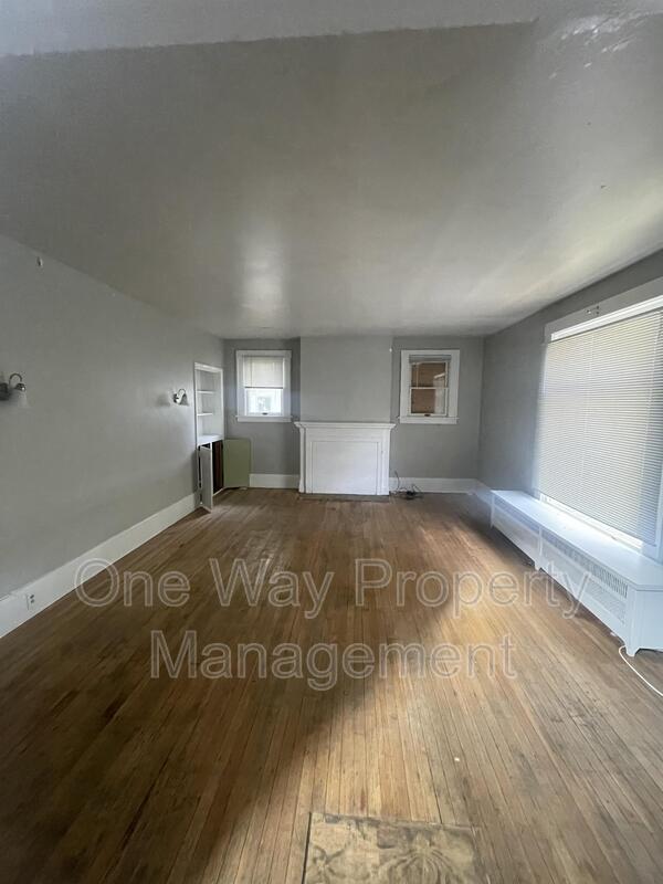 Photo - 1859 10th Ave