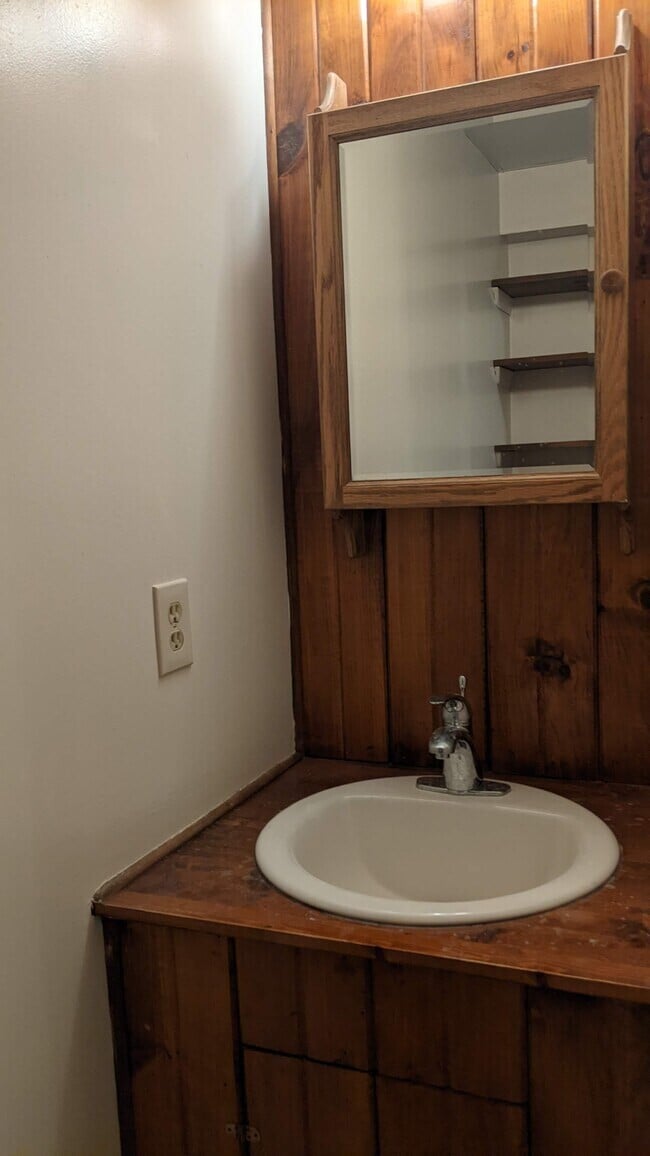 Photo - 2100 Glenn Spring Ct