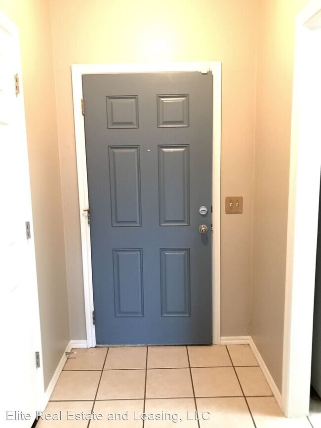 Photo - 3 br, 2 bath House - 6904 FREEDOM AVENUE