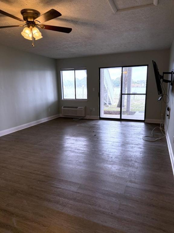 Building Photo - 301 Lullwater Dr Unit 295