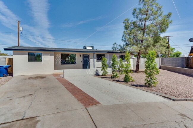 Photo - 1207 W 15th St