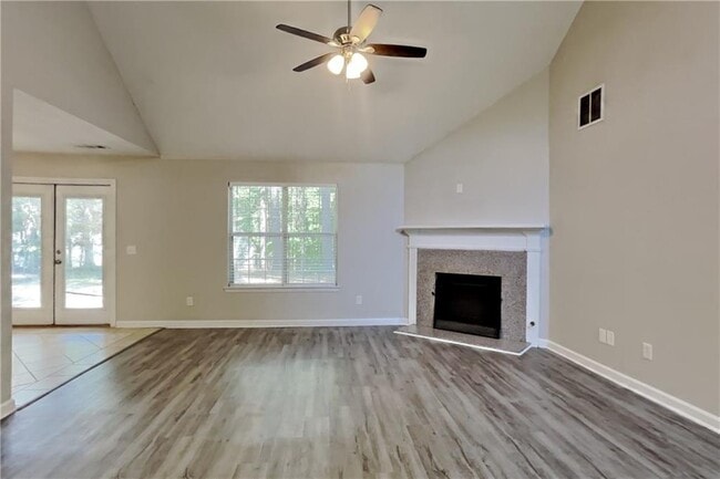 Photo - 8435 Sapphire Ln