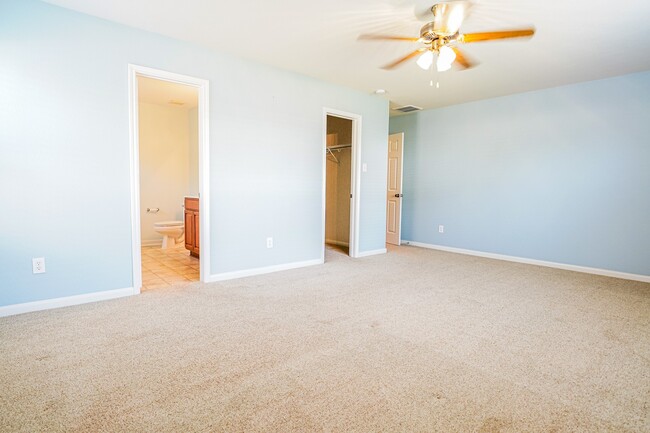 Building Photo - 18014 Shady Cypress Ln