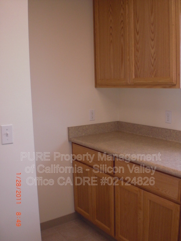 Photo - 122 Towne Terrace