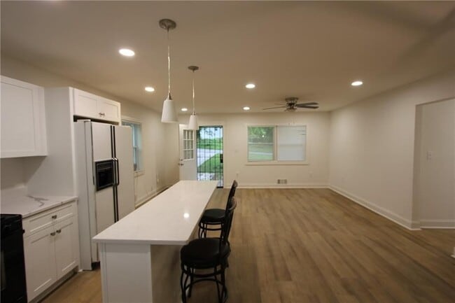 Photo - 3533 Larkspur Terrace