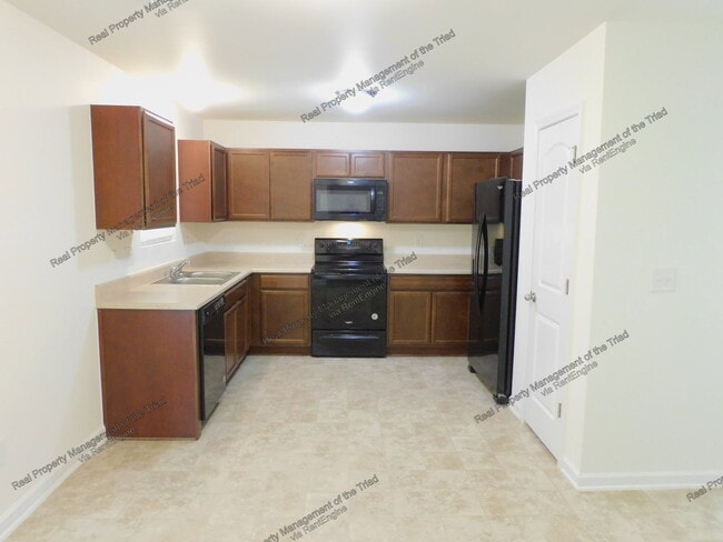 4623 Chapel Ridge Dr