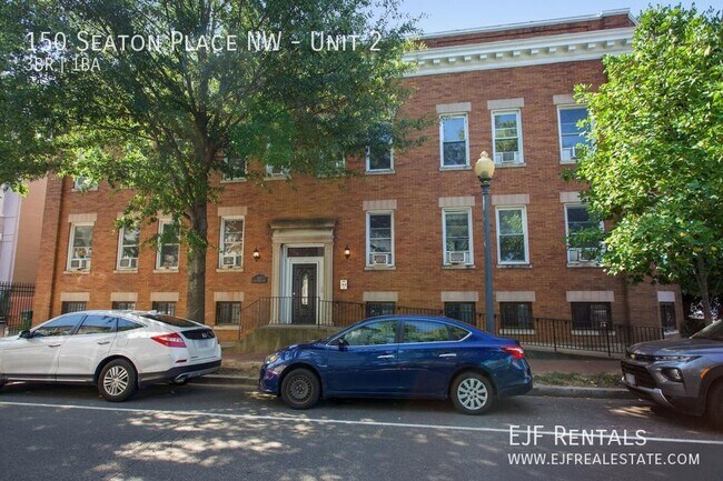 Unique Spacious Three Bedroom Apartment in... - Unique Spacious Three Bedroom Apartment in... Unit 2