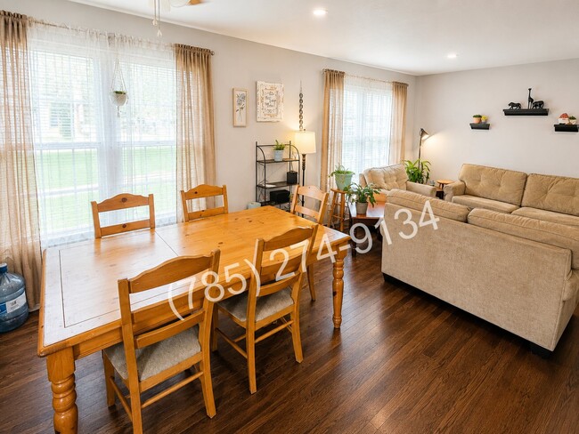 Photo - 512 W Cloud St