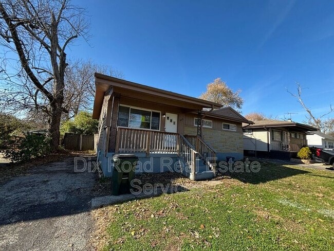 Photo - 2225 Deering Ave