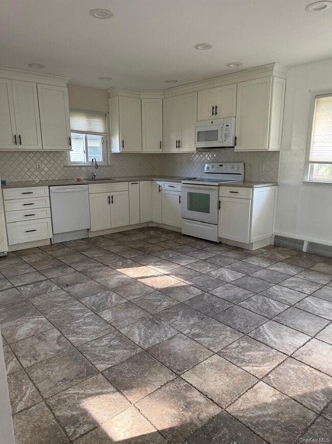 Photo - 35 Auborn Ave